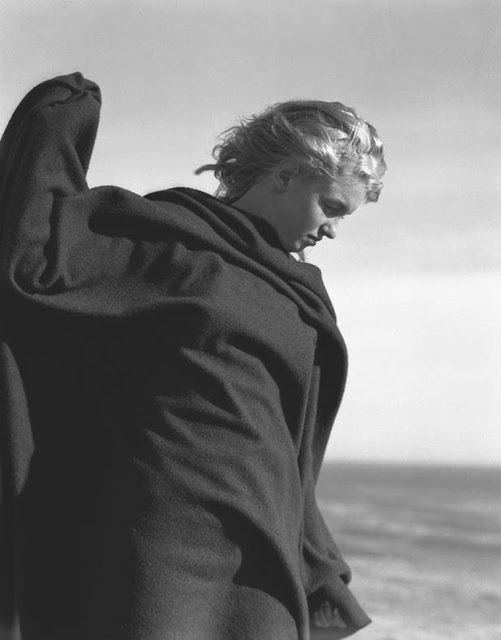 Marilyn Monroe 1946 1